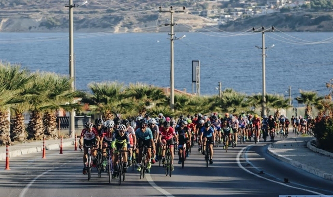 Denizi ve güneşi ile Çeşme, seni çağırıyor!..