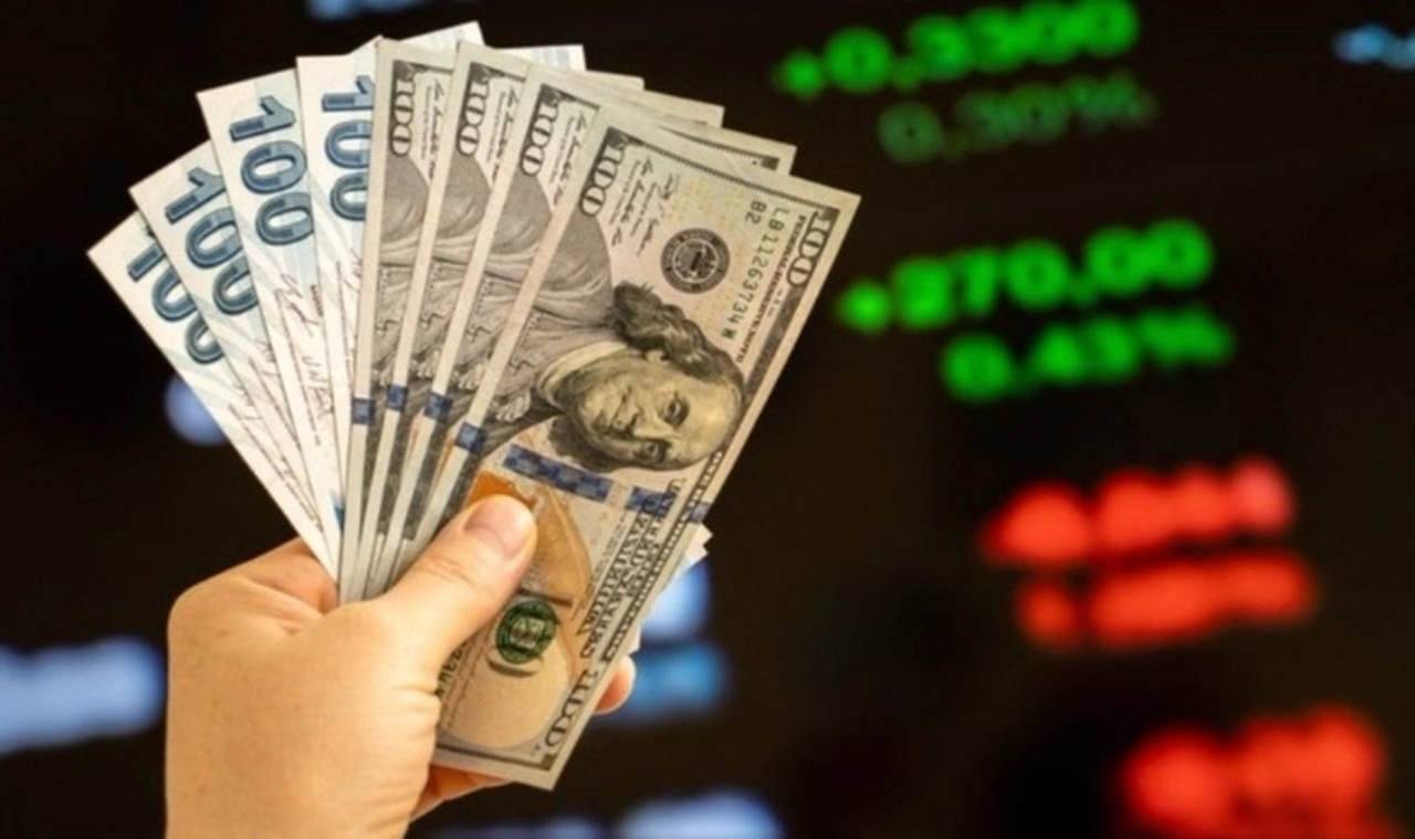Dolar/TL’de yeni rekor