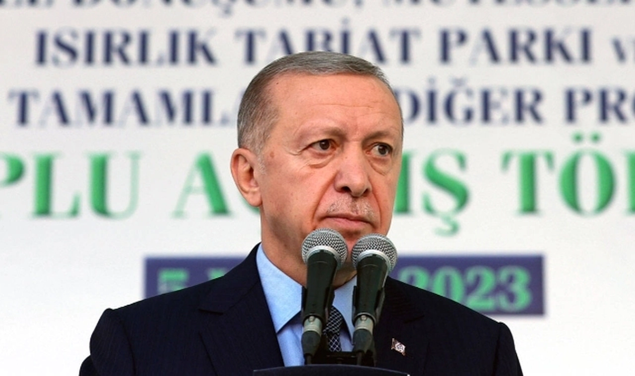 Erdoğan’ın Özgür Özel’i hedef alan sözlerine CHP’den yanıt: ‘Kabus dolu günler başlayacak’