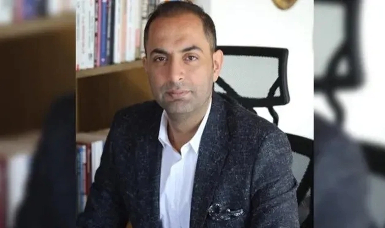 Murat Ağırel canlı yayında tehdit edildiğini açıkladı