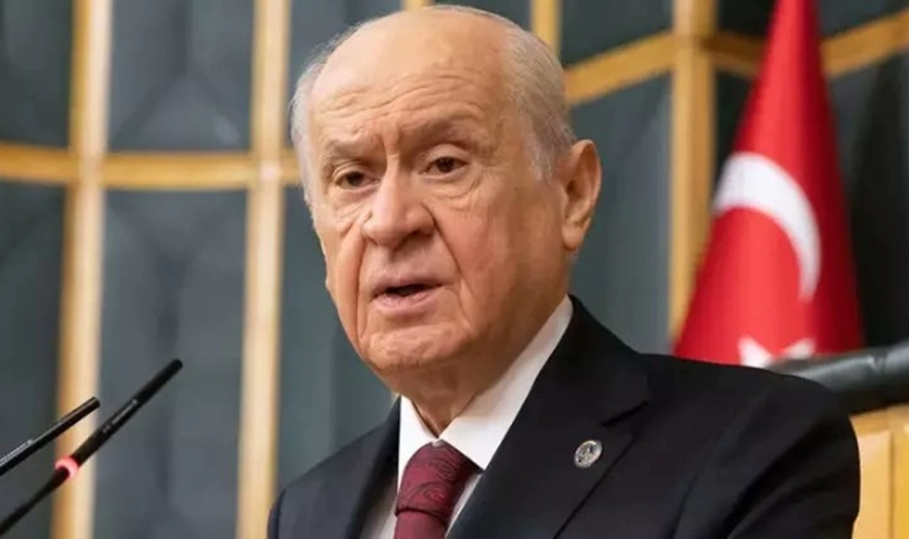 Bahçeli, DEM Partililer konuşurken Genel Kurulu terk etti: 'CHP'yi de takip etmeyeceğim'