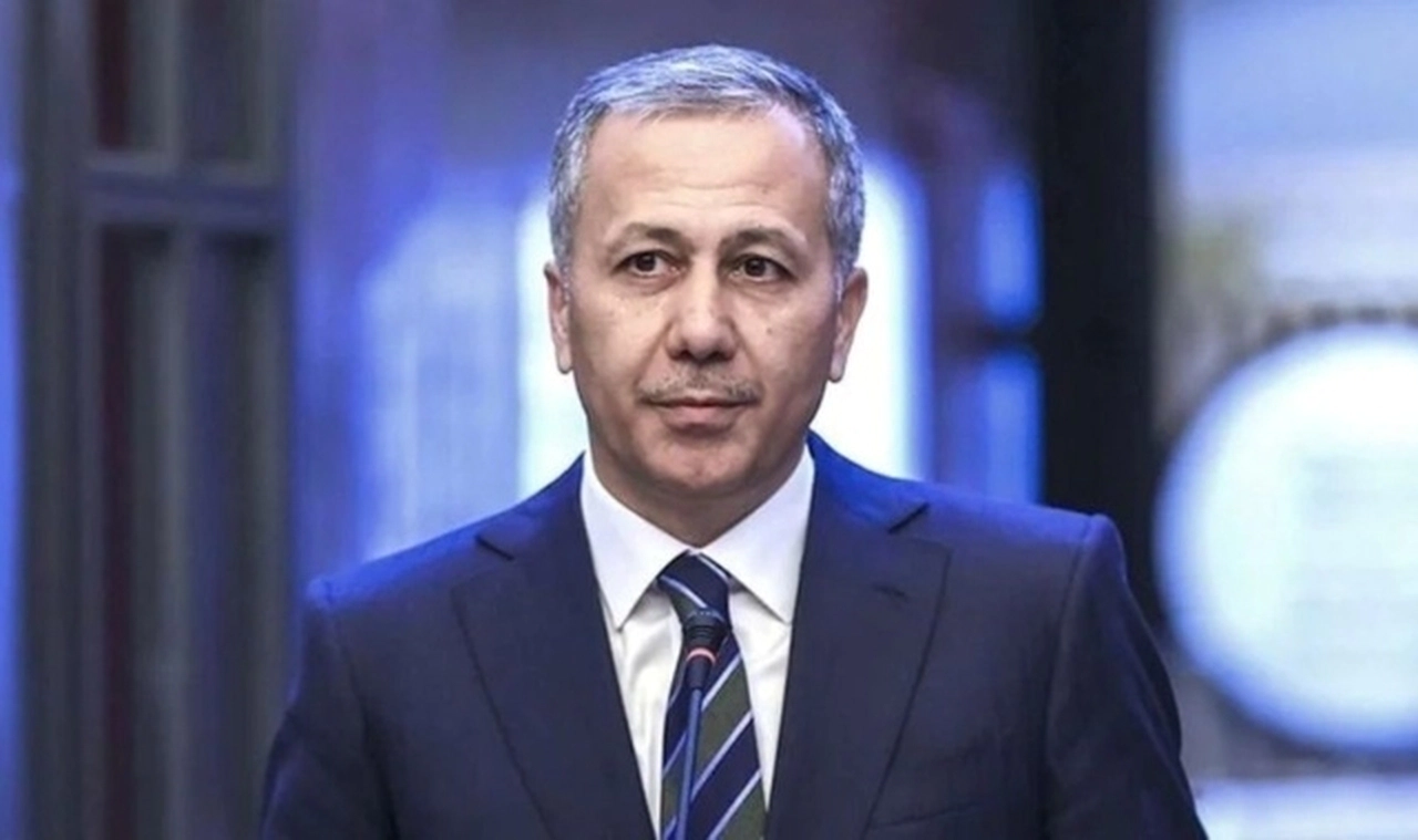 Bakan Yerlikaya, seçim güvenliği toplantısını annesinin rahatsızlığı nedeniyle iptal etmiş
