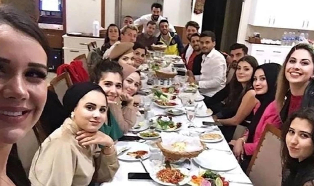 Dilan Polat "şampiyonlar ligi" demişti: O fenomenlerin de tüm mal varlığına el konuldu!
