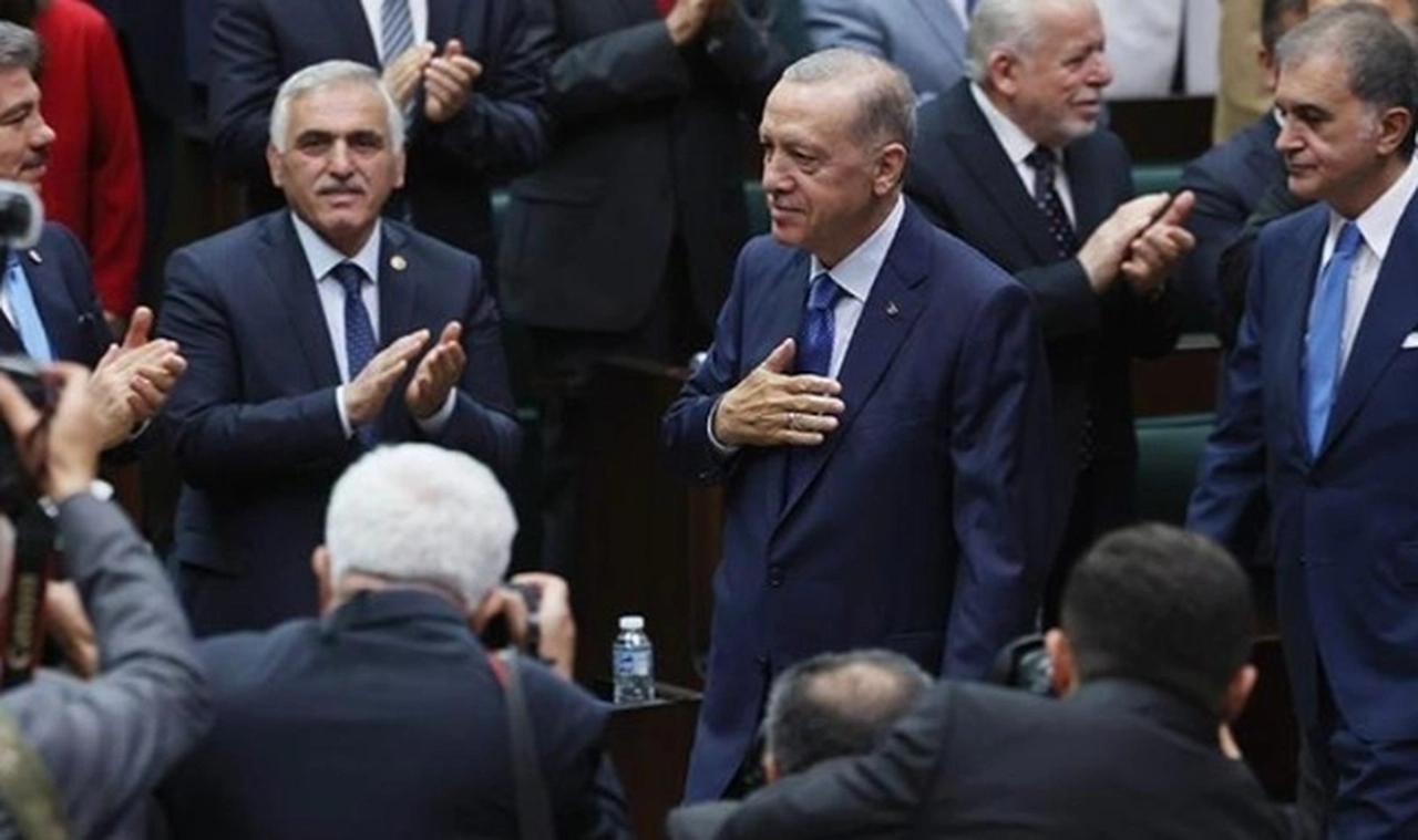 AK Parti'de Ankara heyecanı! Erdoğan, ilçe adaylarını duyurdu
