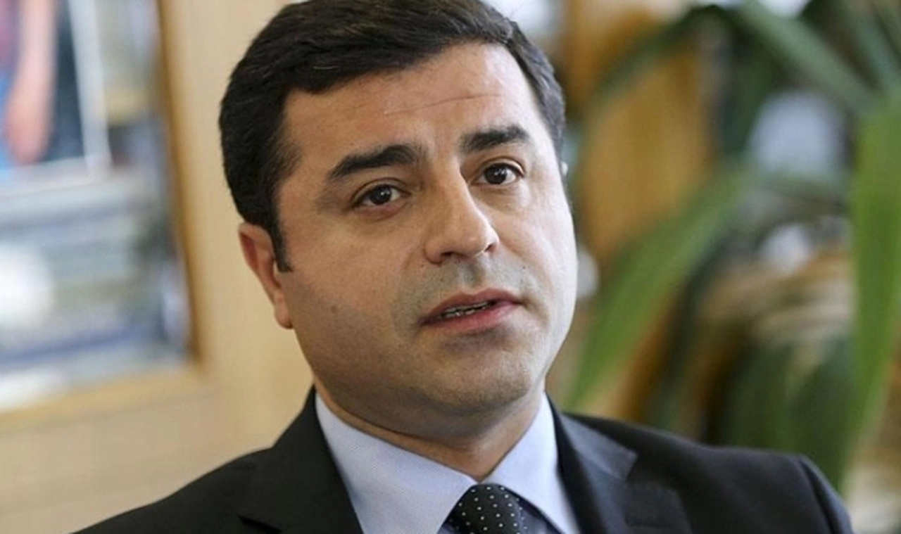 Demirtaş: Halkıma ve babama borcumu ödemek için savunmama devam edeceğim