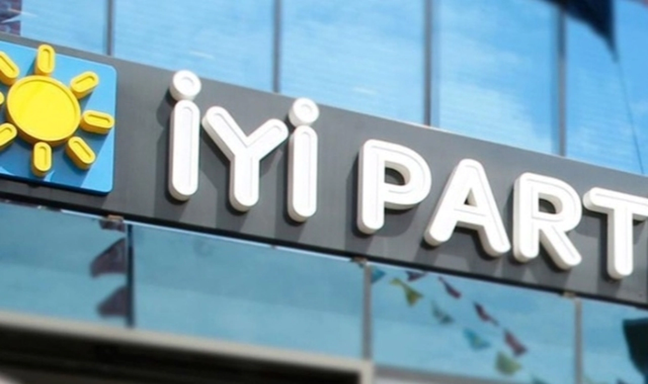 İYİ Parti’de büyük deprem: 130 kişi birden