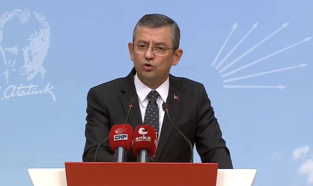 Özgür Özel: Sorumluların arkasına dizilmemeye, itiraz etmeye devam edeceğiz