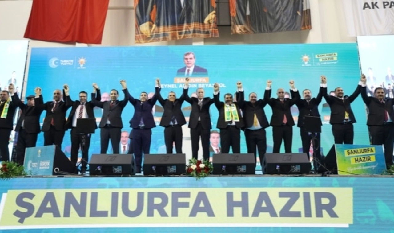 AK Parti'nin Şanlıurfa ilçe belediye başkan adayları tanıtıldı