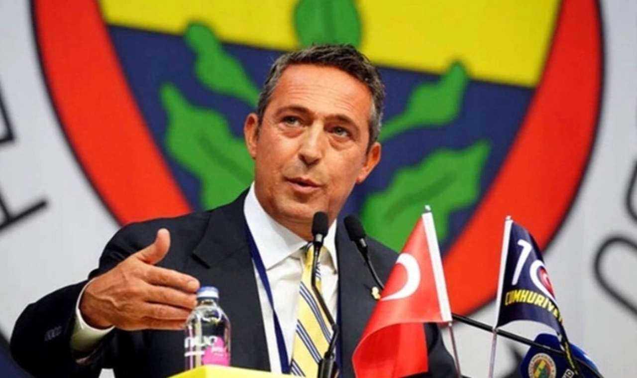 Ali Koç'tan Galatasaray'a gönderme: Şampiyon yapılmaya alıştırılmış bir takımla yarışıyoruz