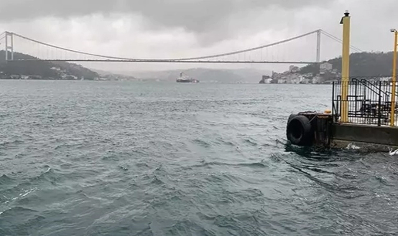 Kavga ettiği sevgilisi denize atladı! Kurtarmak isterken ikisi de öldü