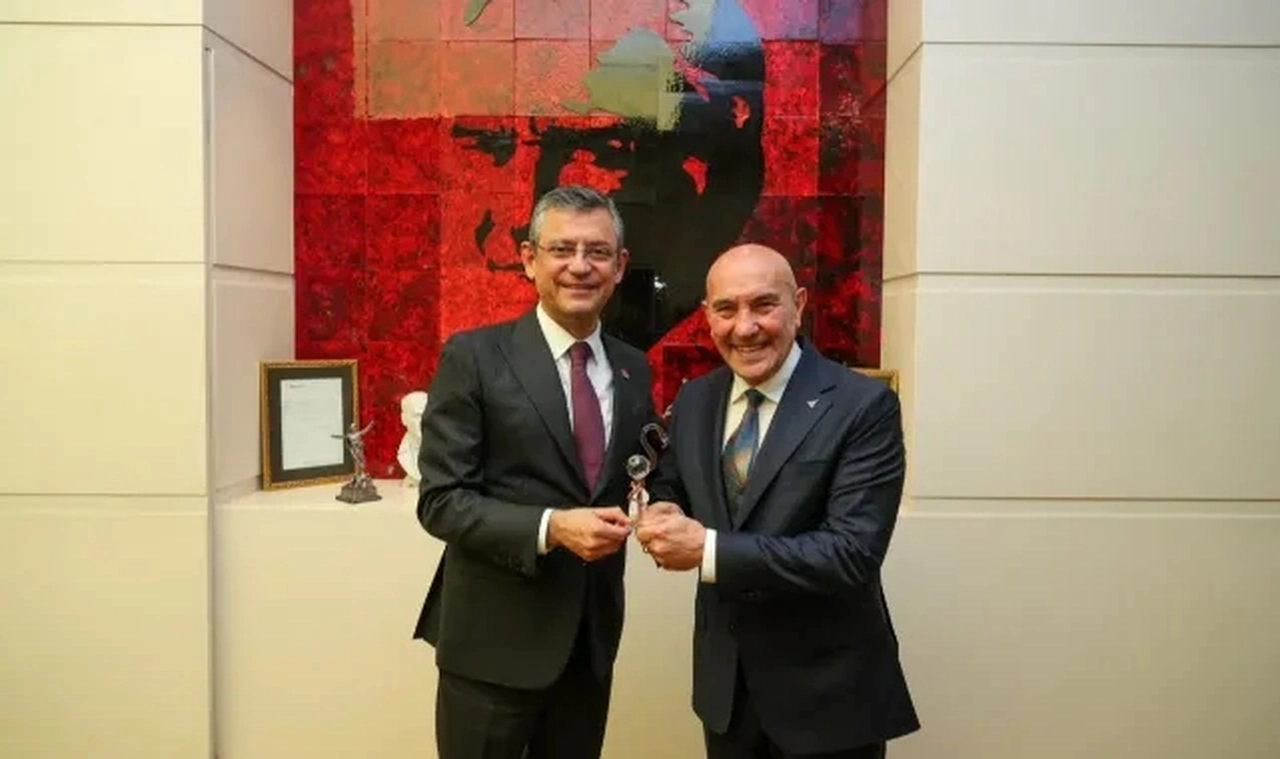 Özgür Özel ile görüşen Tunç Soyer; “Endişelerimi ilettim”
