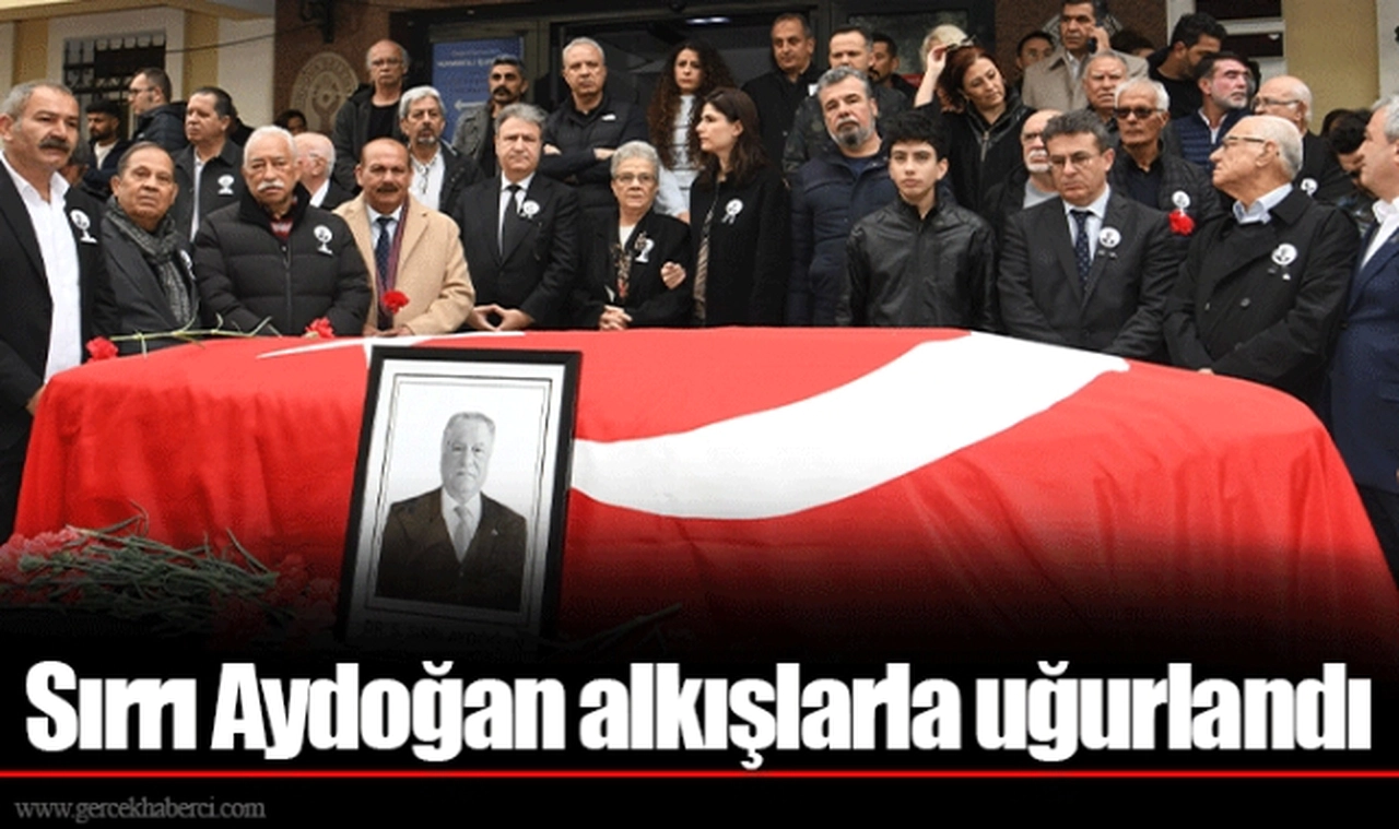 Sırrı Aydoğan alkışlarla uğurlandı