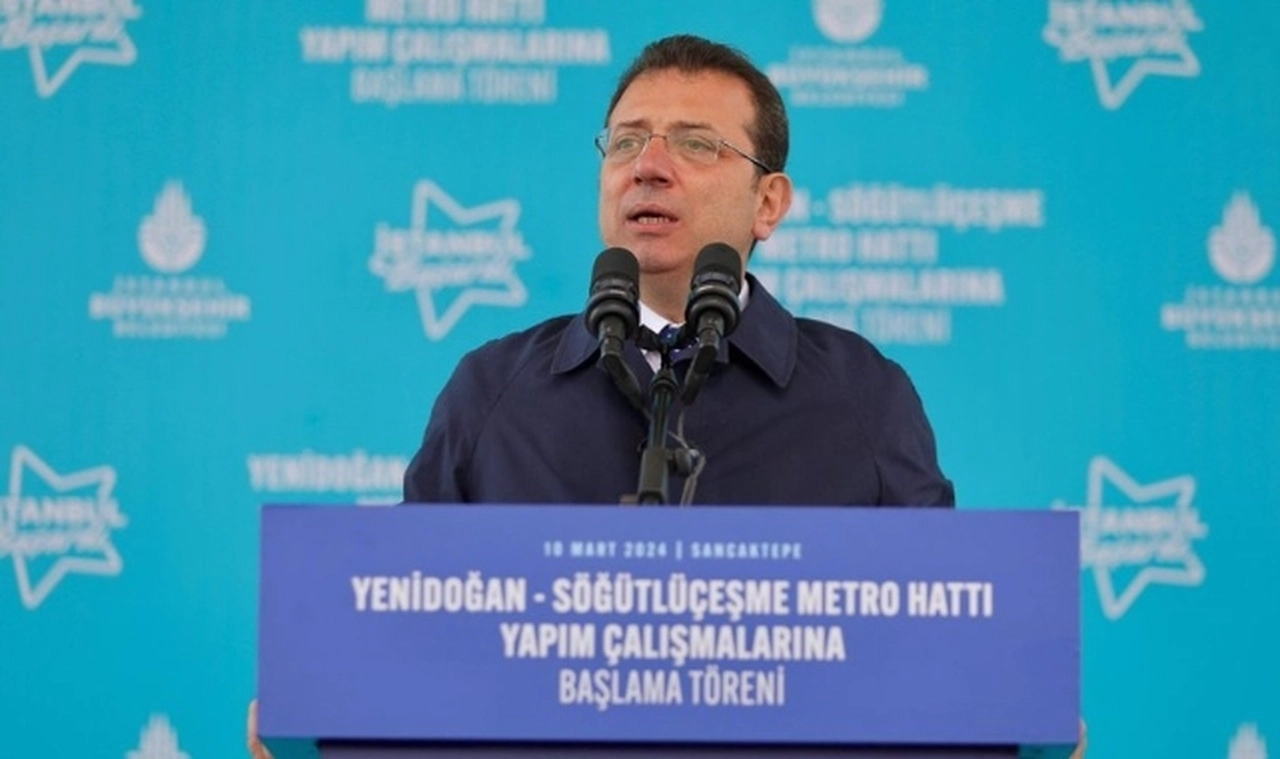 İmamoğlu’ndan Kurum’a sert yanıt: Milletin fakirliği senin alay konun değil