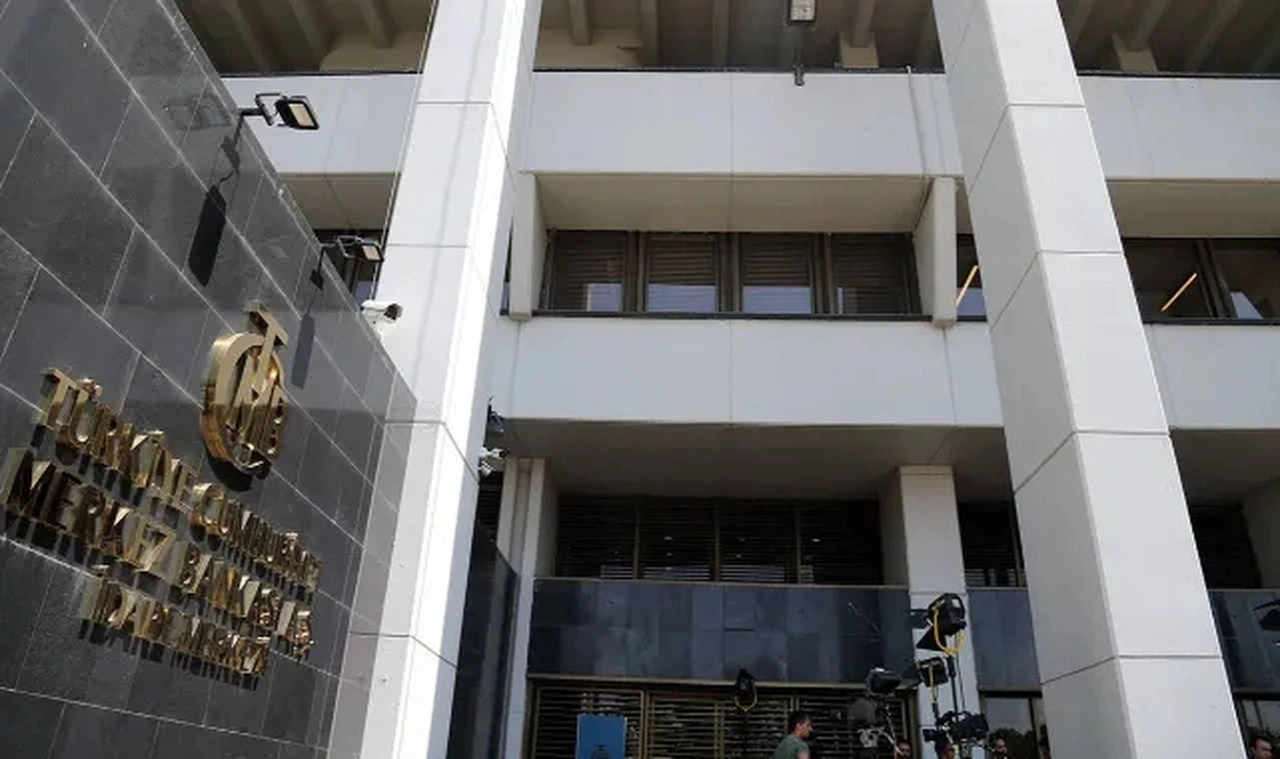 Merkez Bankası rezervleri eriyor