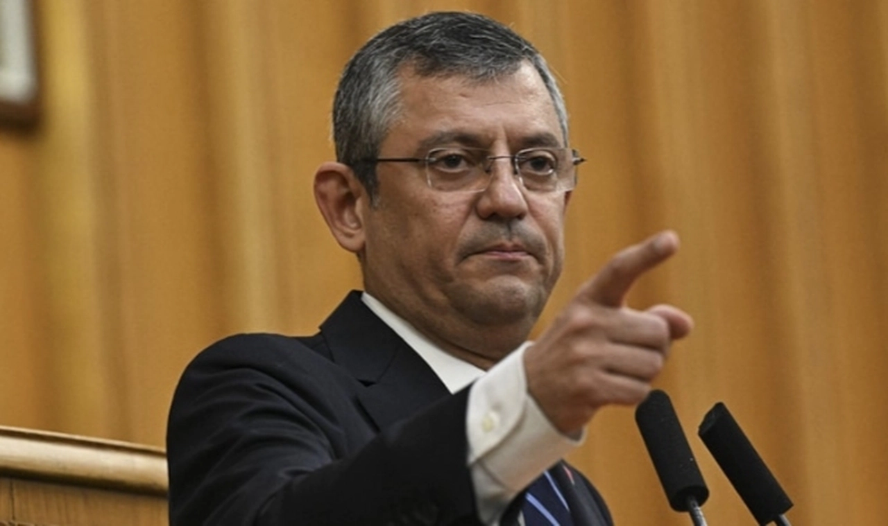 Özgür Özel'den CHP'li vekillere kesin talimat