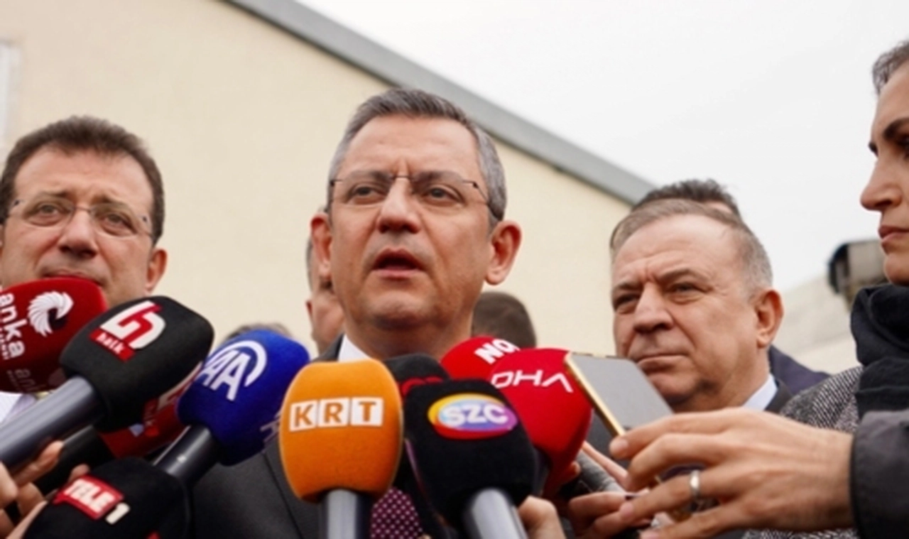 Özgür Özel'den Erdoğan’a gönderme: 'Kurum'dan olmayacağını anladı'