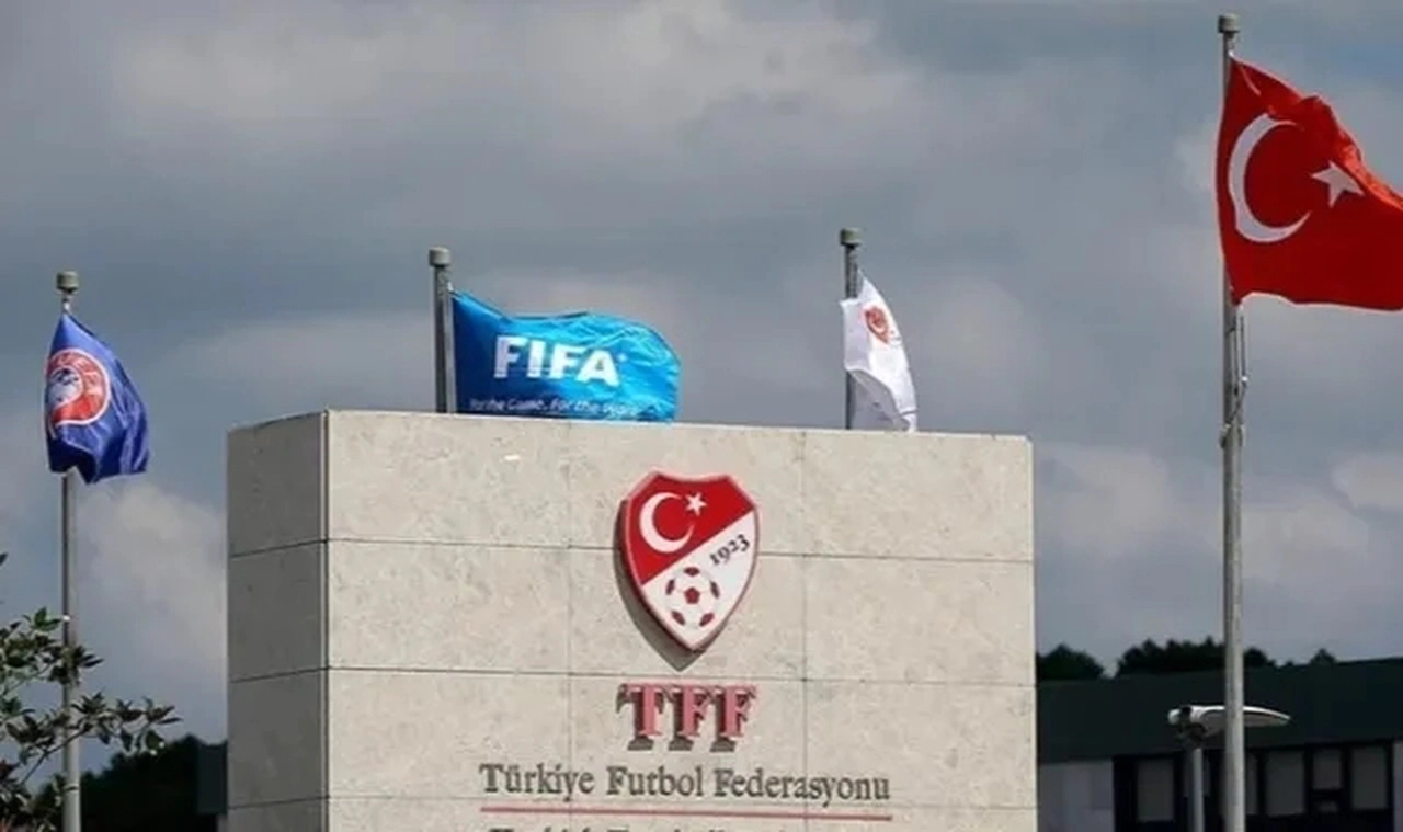 TFF’den Rizespor’a son uyarı: Zemin iyileştirilmezse stadyum kapatılacak