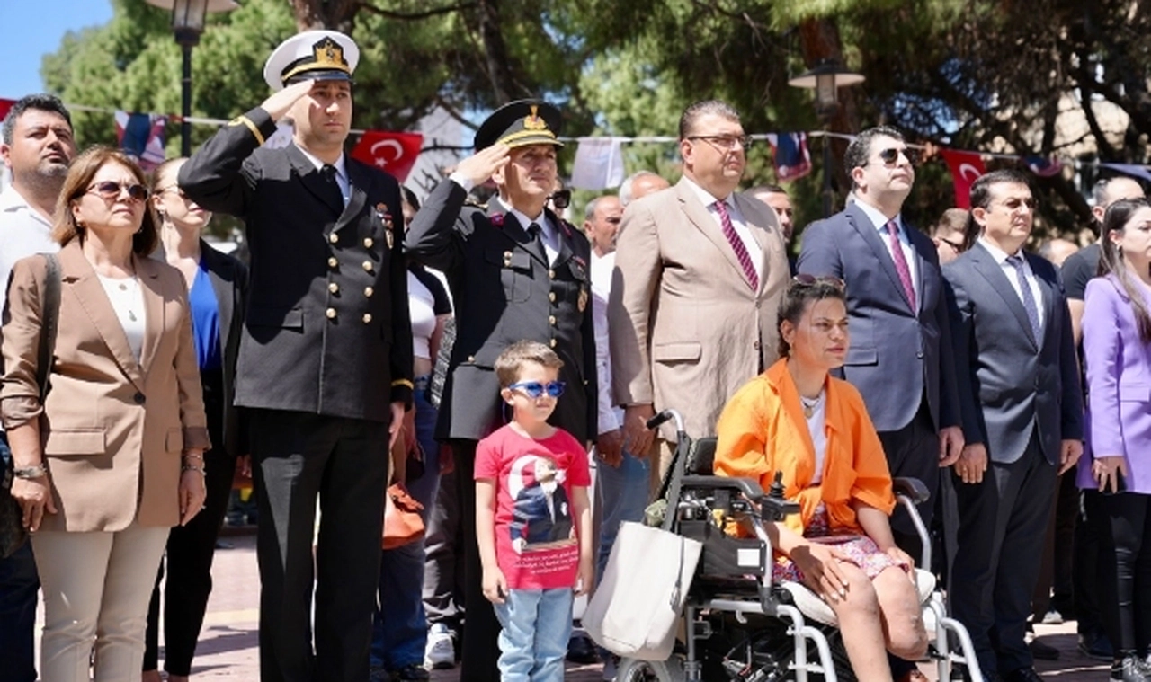 Atatürk'ün Seferihisar'a gelişinin 90'ıncı yılı kutlandı
