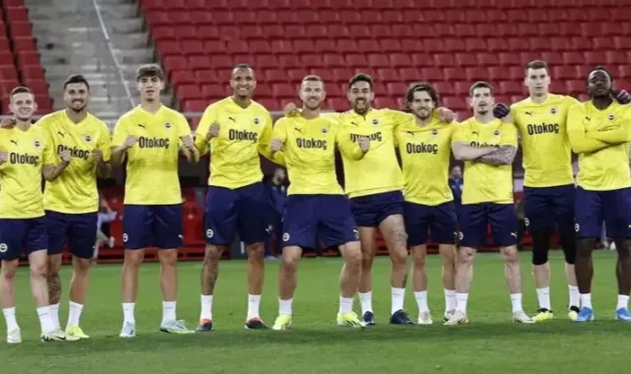 Fenerbahçe, Olympiakos'a konuk oluyor