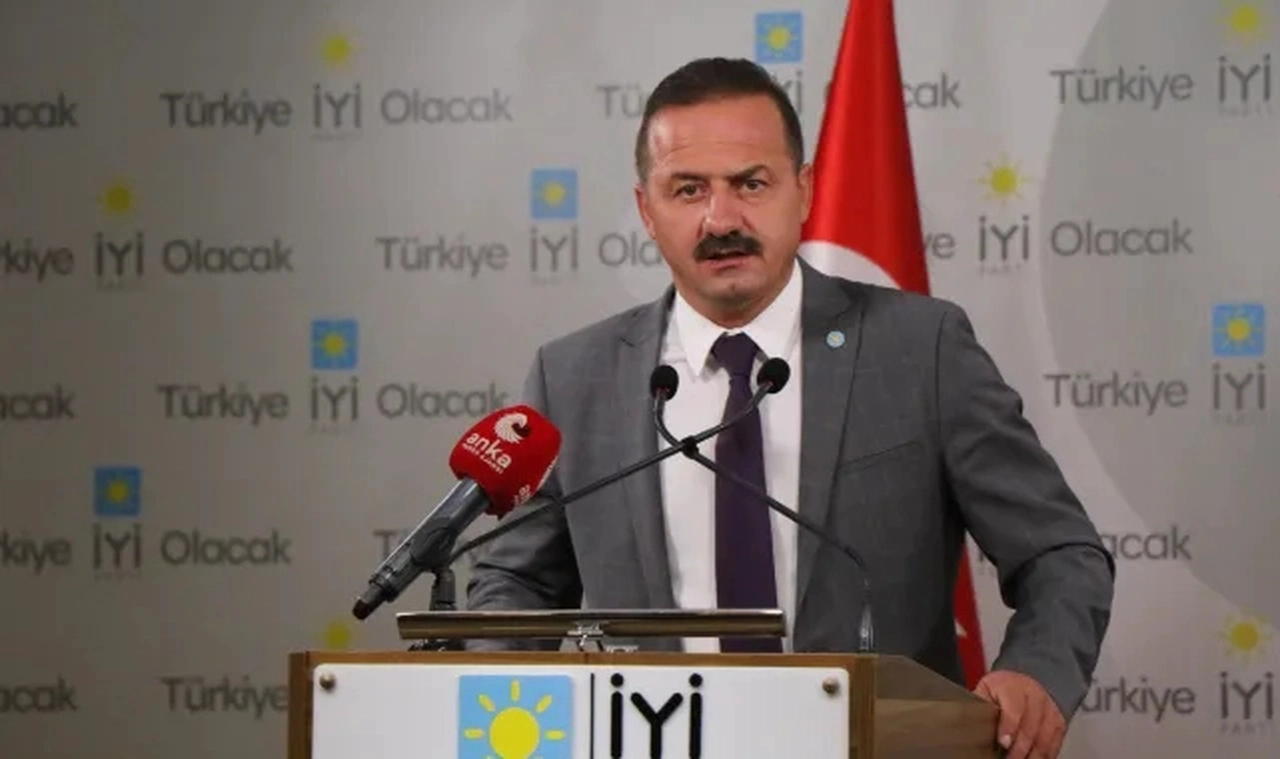 İYİ Parti'ye kapıyı kapattı, "yeni parti" mesajı verdi