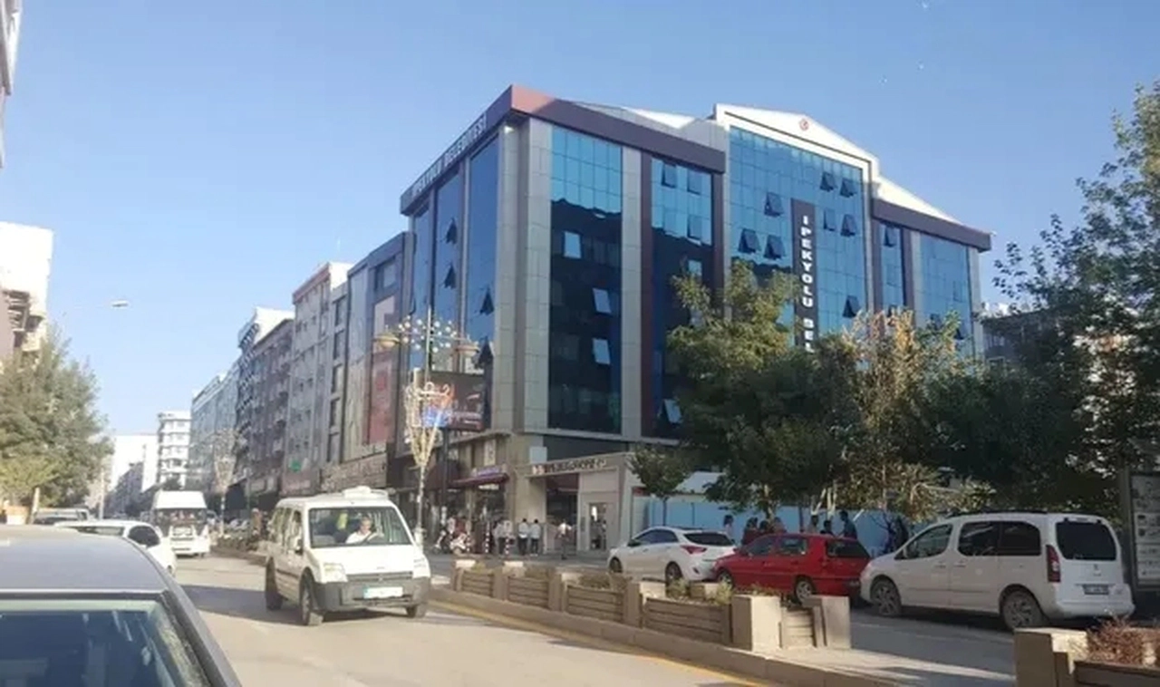 Kayyım seçime 2 gün kala tüm kamera kayıtlarını sildirdi