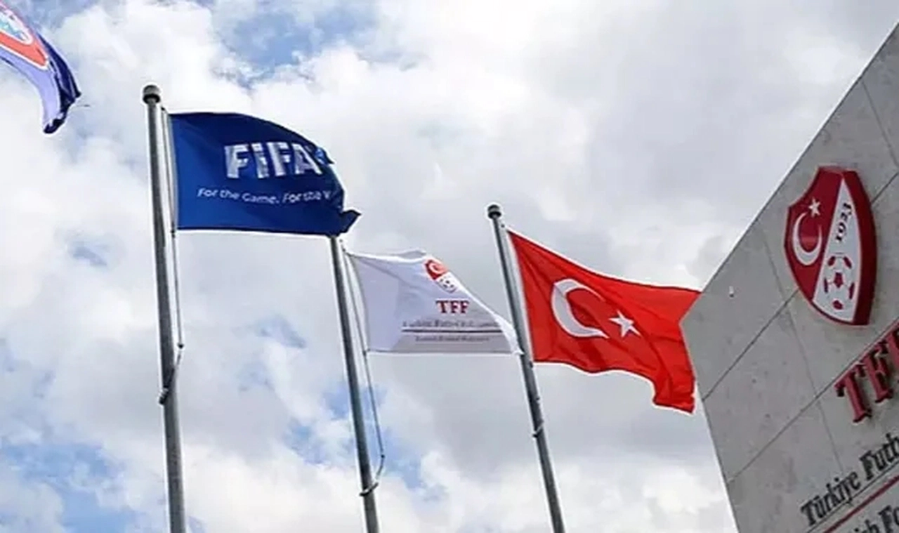 Süper Lig kulüpleri TFF'nin seçime gitmesi için harekete geçti