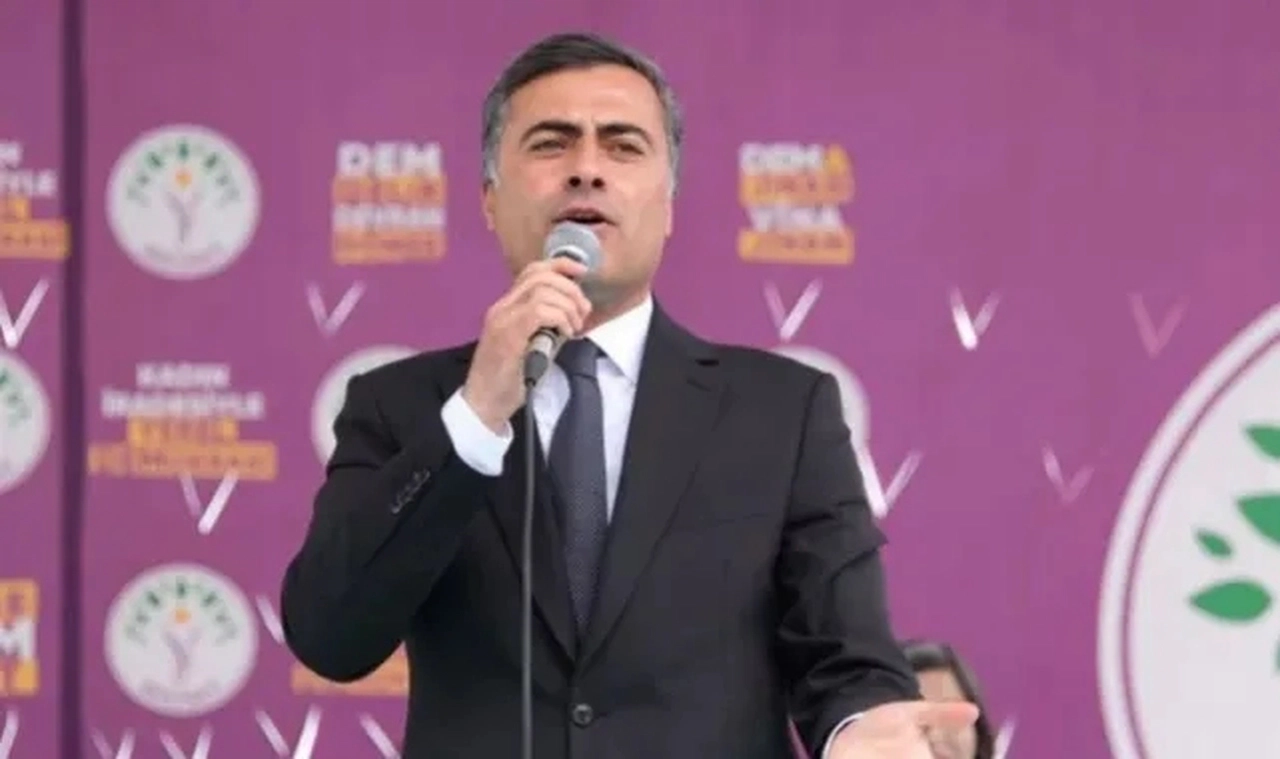 Van İl Seçim Kurulu'ndan Abdullah Zeydan kararı: Başkanlık AK Parti'ye geçti