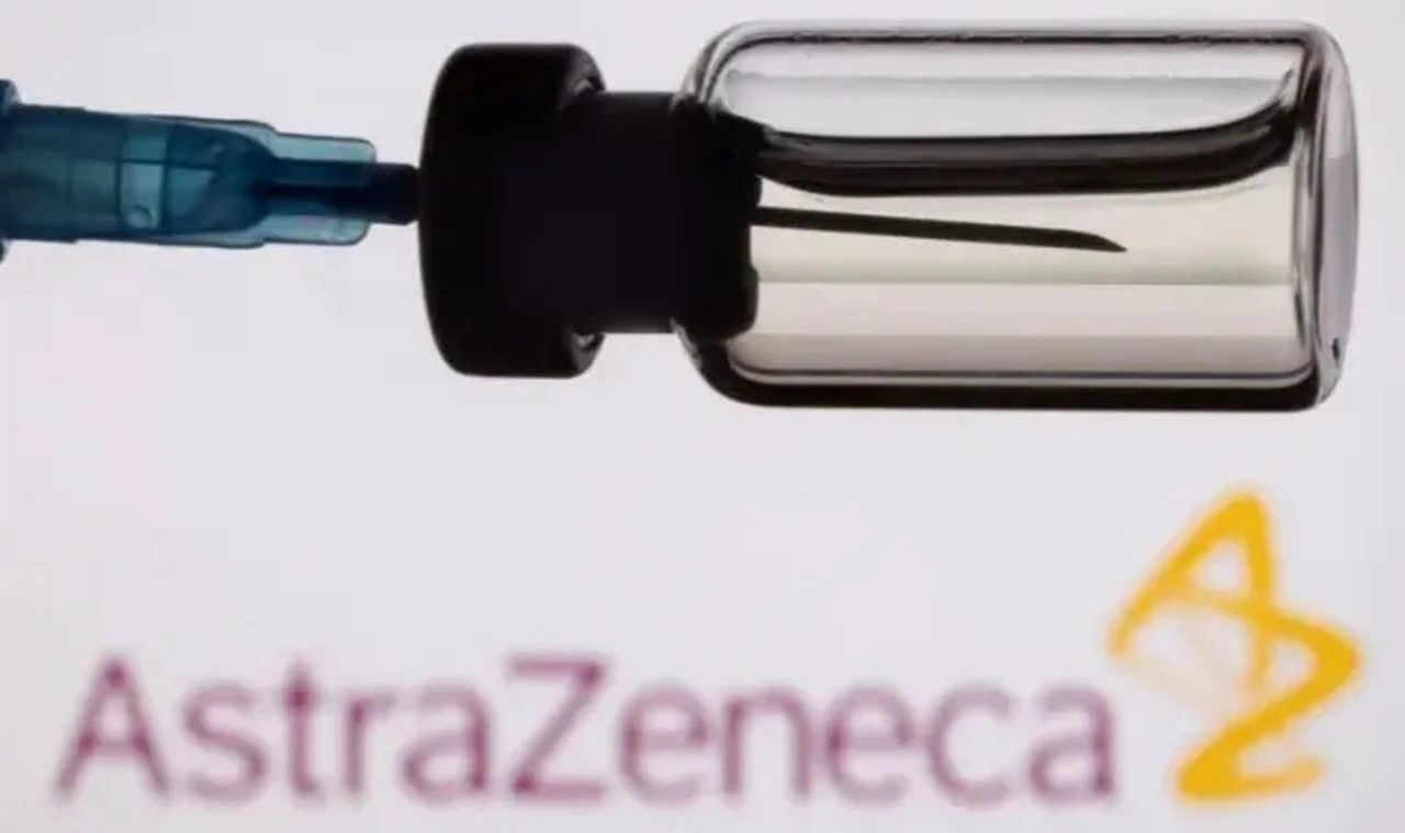 AstraZeneca, piyasadaki yeni aşıları gerekçe göstererek Covid-19 aşısını dünya çapında geri çekiyor
