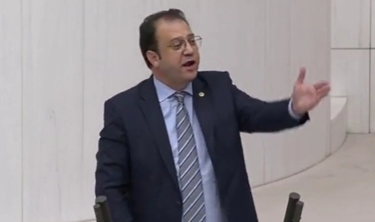 CHP'li vekil genel Kurul'da AK Parti vekillerine 'bunları Kars'ta çoban yapmazlar' dedi ortalık karıştı