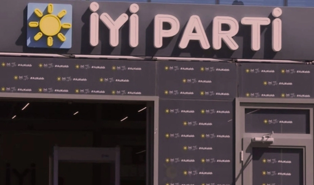 İYİ Parti'de toplu istifa