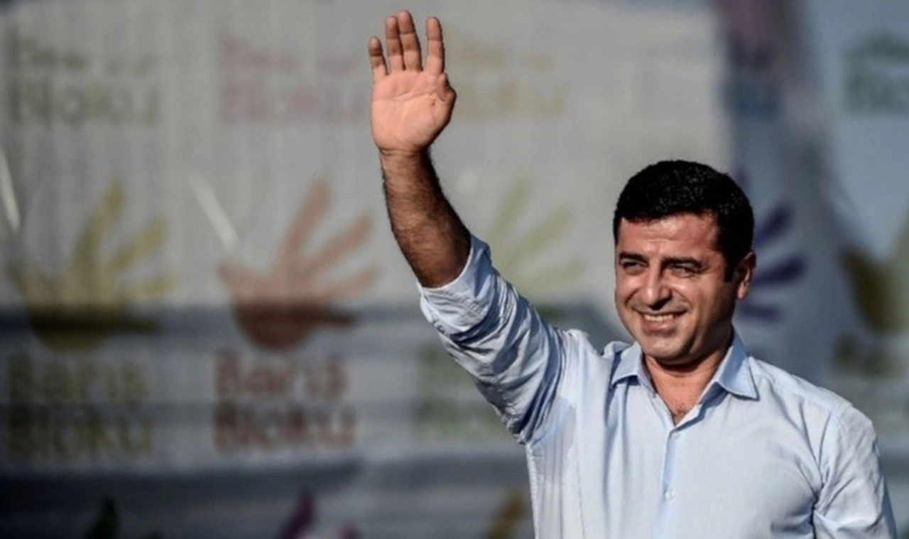 Selahattin Demirtaş'ın yargılandığı davada duruşma ertelendi