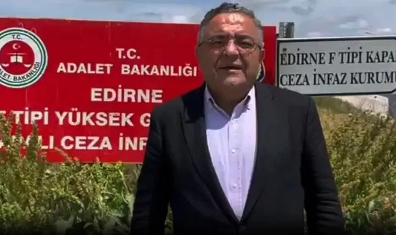 Sezgin Tanrıkulu, Selahattin Demirtaş ve Mızraklı'yı ziyaret etti