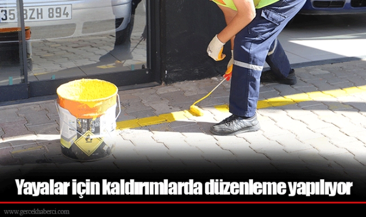 Yayalar için kaldırımlarda düzenleme yapılıyor