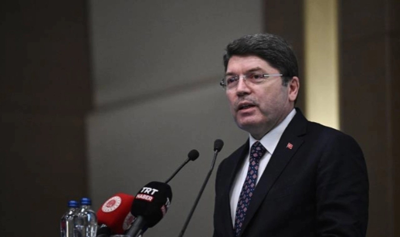 Adalet Bakanı'ndan kadınların soyadı açıklaması: Meclis en doğru kararı verecektir