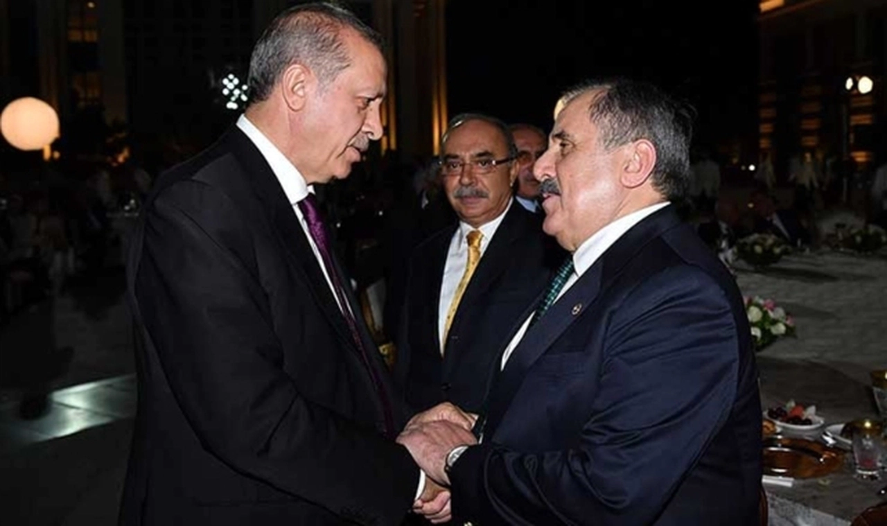 AKP’ye geçeceği iddia edilen Salim Ensarioğlu: "CHP kurultayından sonra karar vereceğim'
