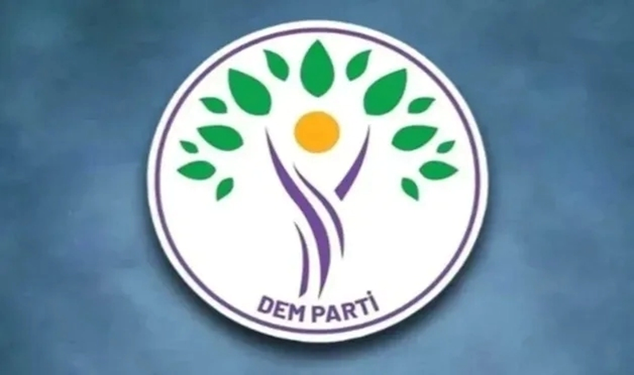 DEM Parti'nin kayyuma karşı yürüyüşü sürüyor: Sandıktan çıkan iradeye saygı duyun