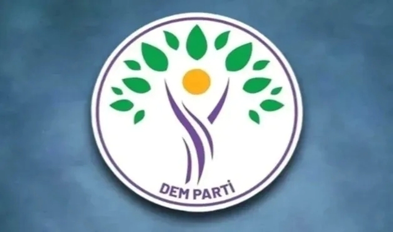 DEM Partili başkan gözaltına alındı