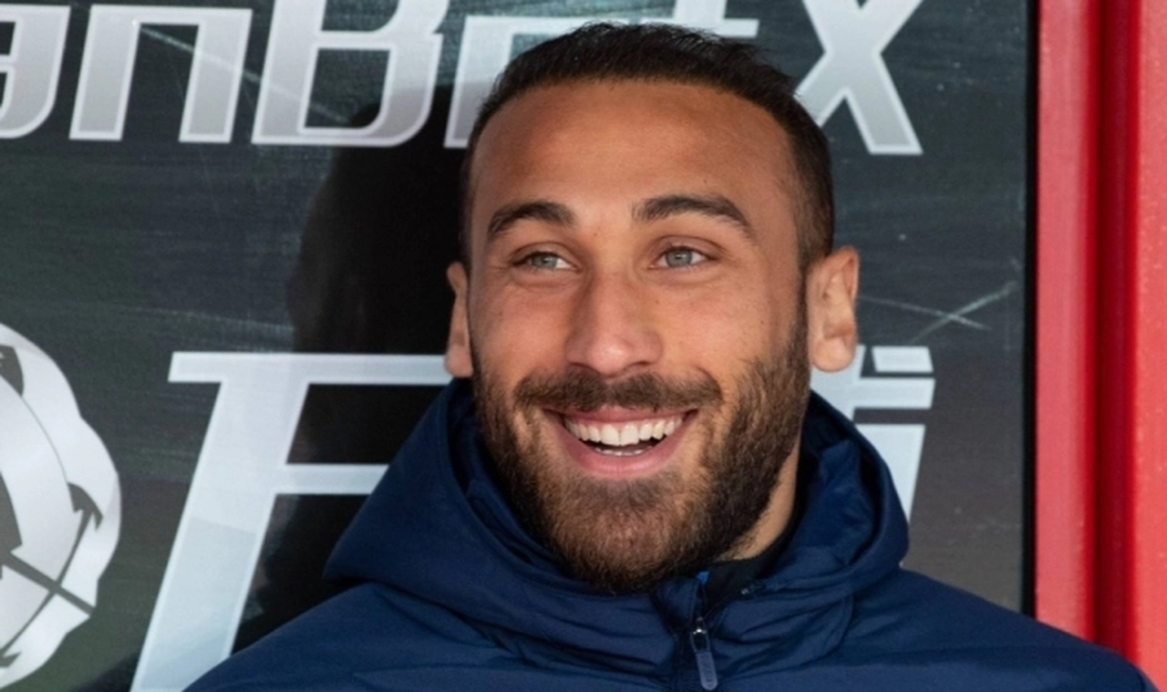 Fenerbahçe, Cenk Tosun’un Transferini Duyurdu