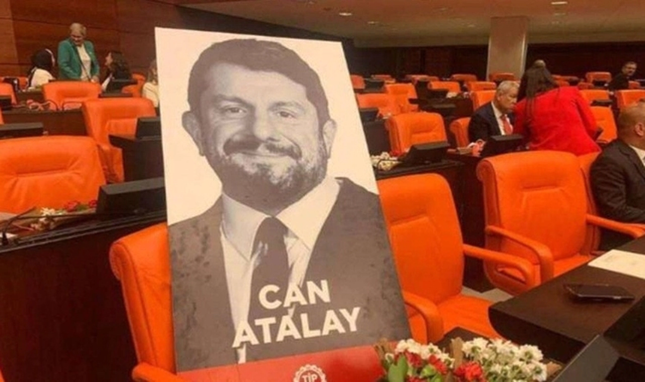 AK Parti'den Can Atalay kararı