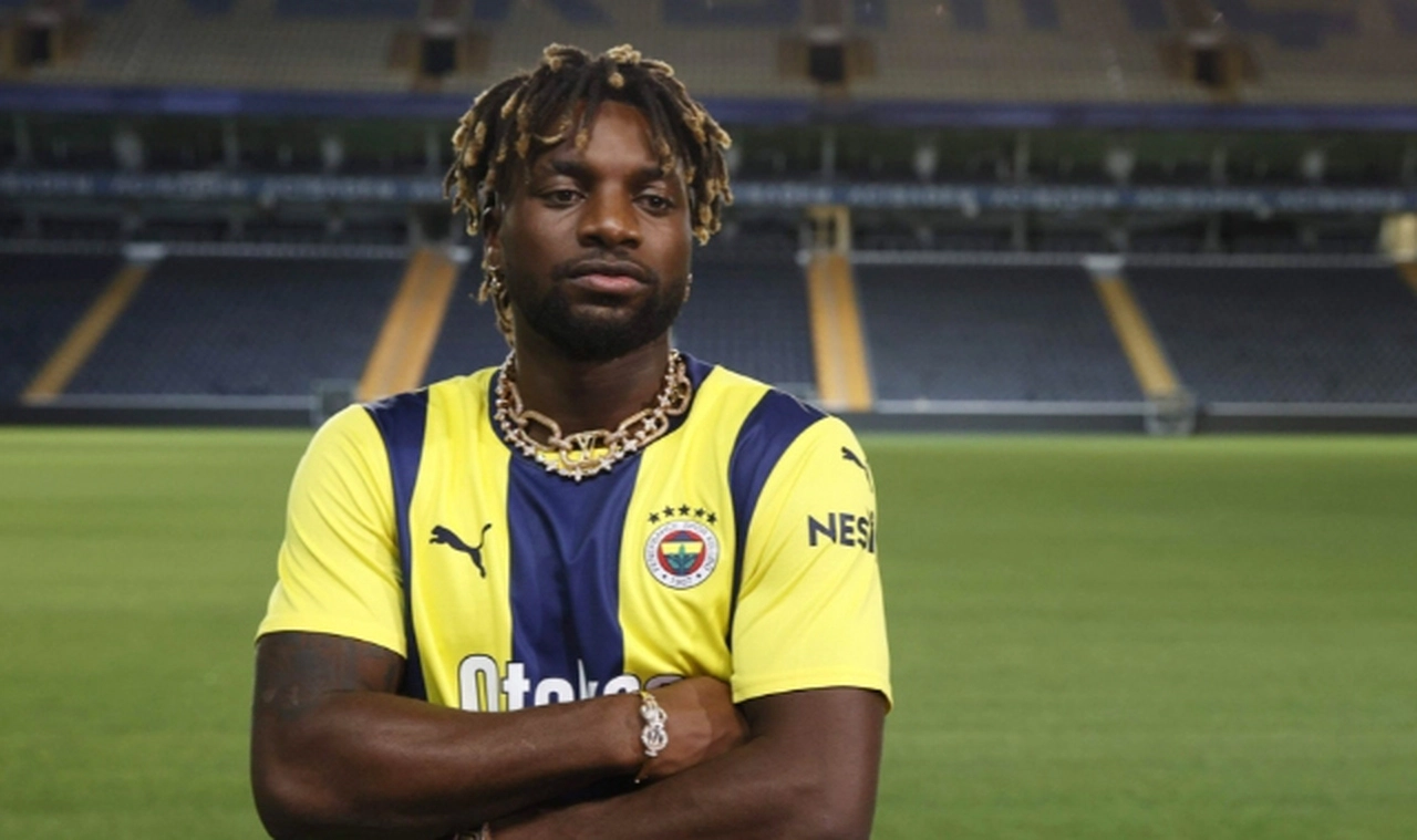 Allan Saint-Maximin, performansıyla hayran bıraktı