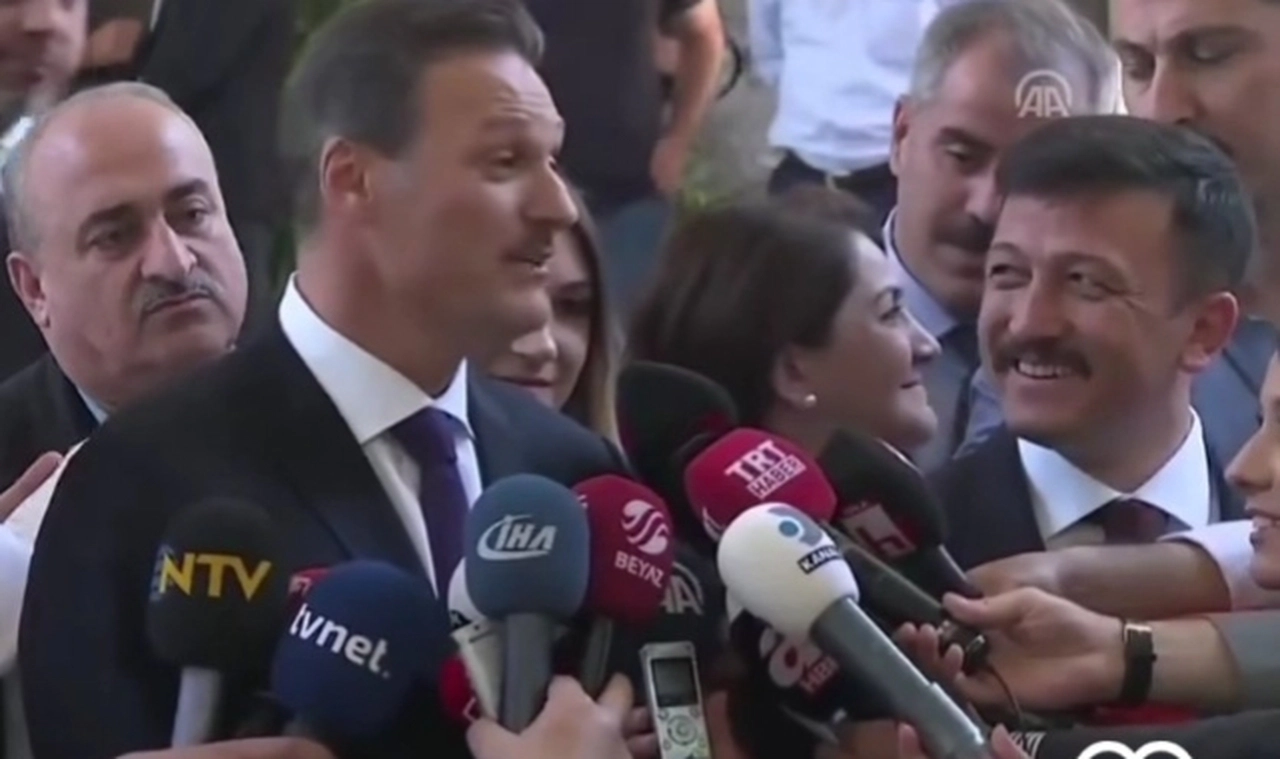 Çıray'dan AK Partili vekillere tepki!