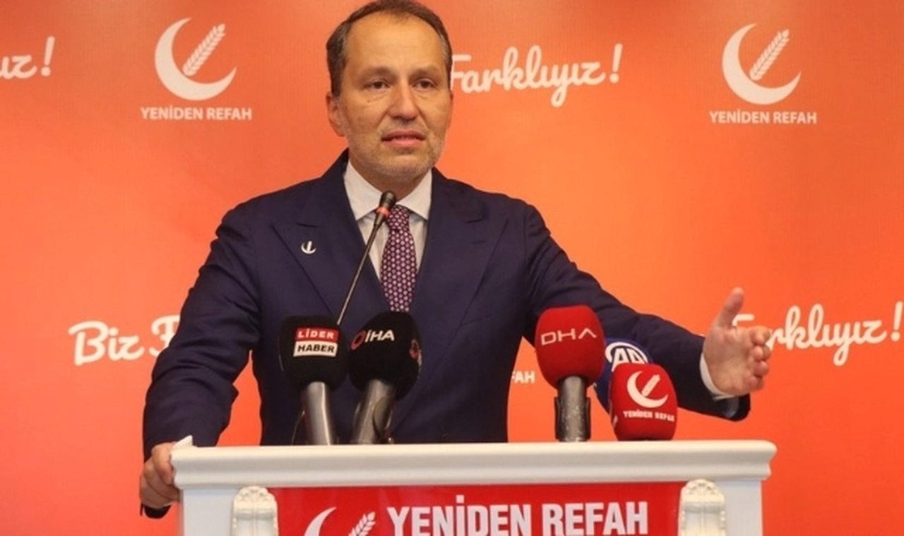 Fatih Erbakan: Belediyeler AK Parti'deyken borçları tahsil etmek neden aklınıza gelmedi?