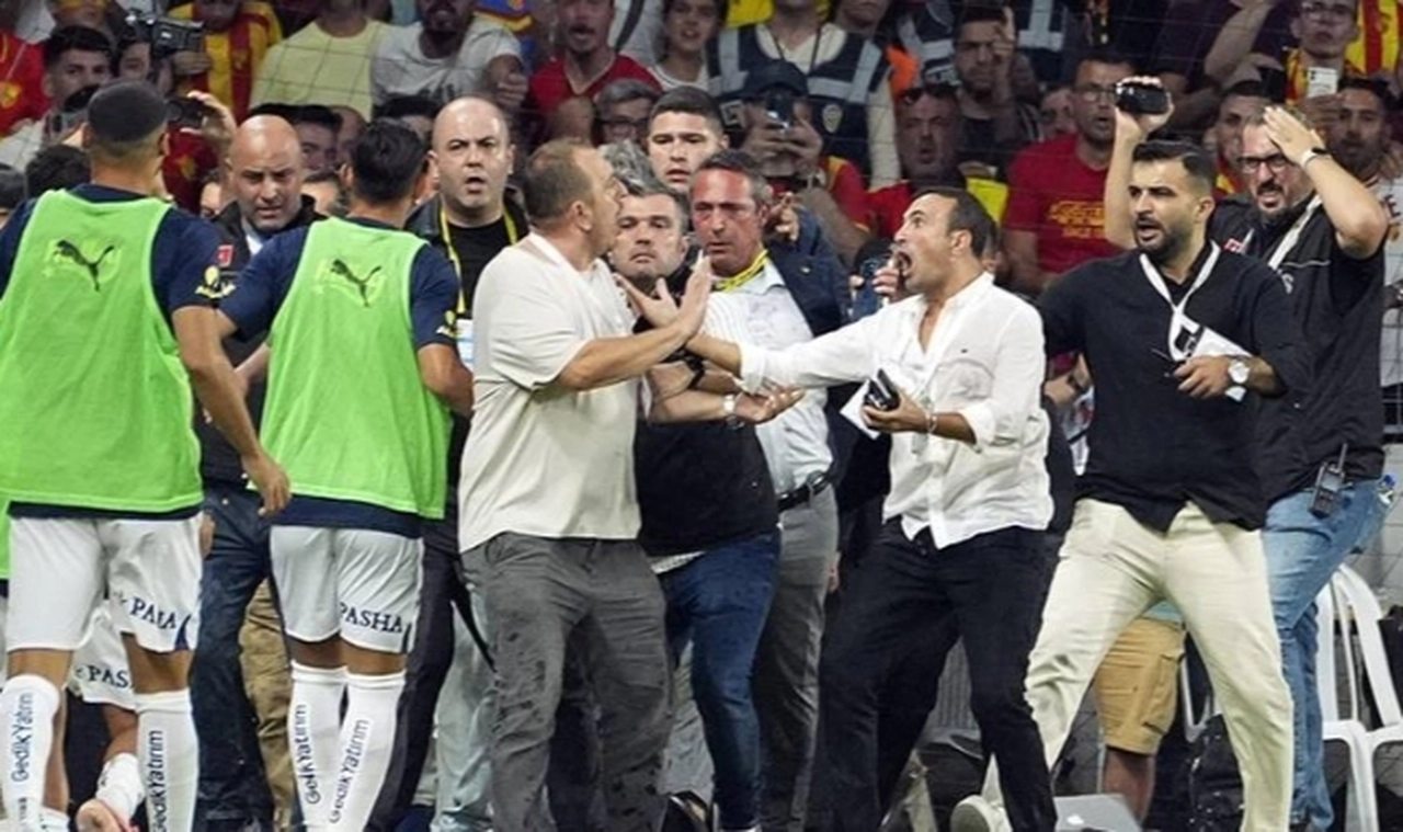 Fenerbahçe Başkanı Ali Koç'tan olaylı maç sonrası ilk açıklama: Aynı FETÖ zamanında yaşadıklarımız gibi..