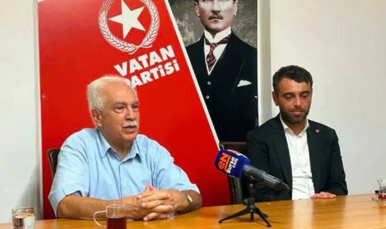 Hakim değişti, Perinçek'in dolandırıcılıktan yargılanan danışmanı tahliye edildi
