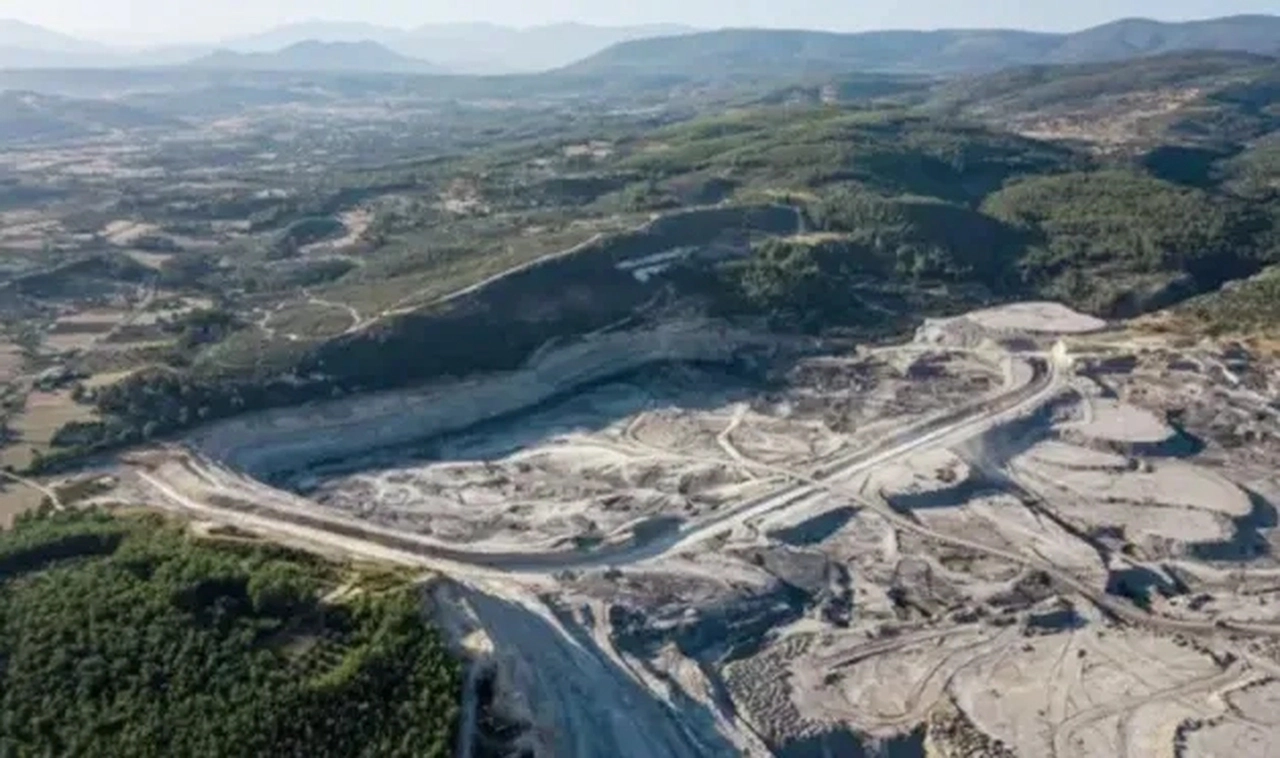 İkizköy’de hava kalitesi tehlike saçıyor: Halk sağlığını tehdit eden bu işletme durdurulmalı