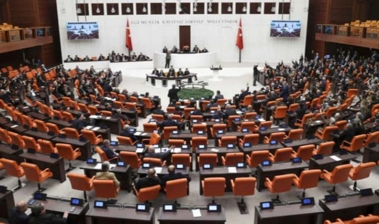 Meclis’te AK Parti’nin sandalye sayısı arttı