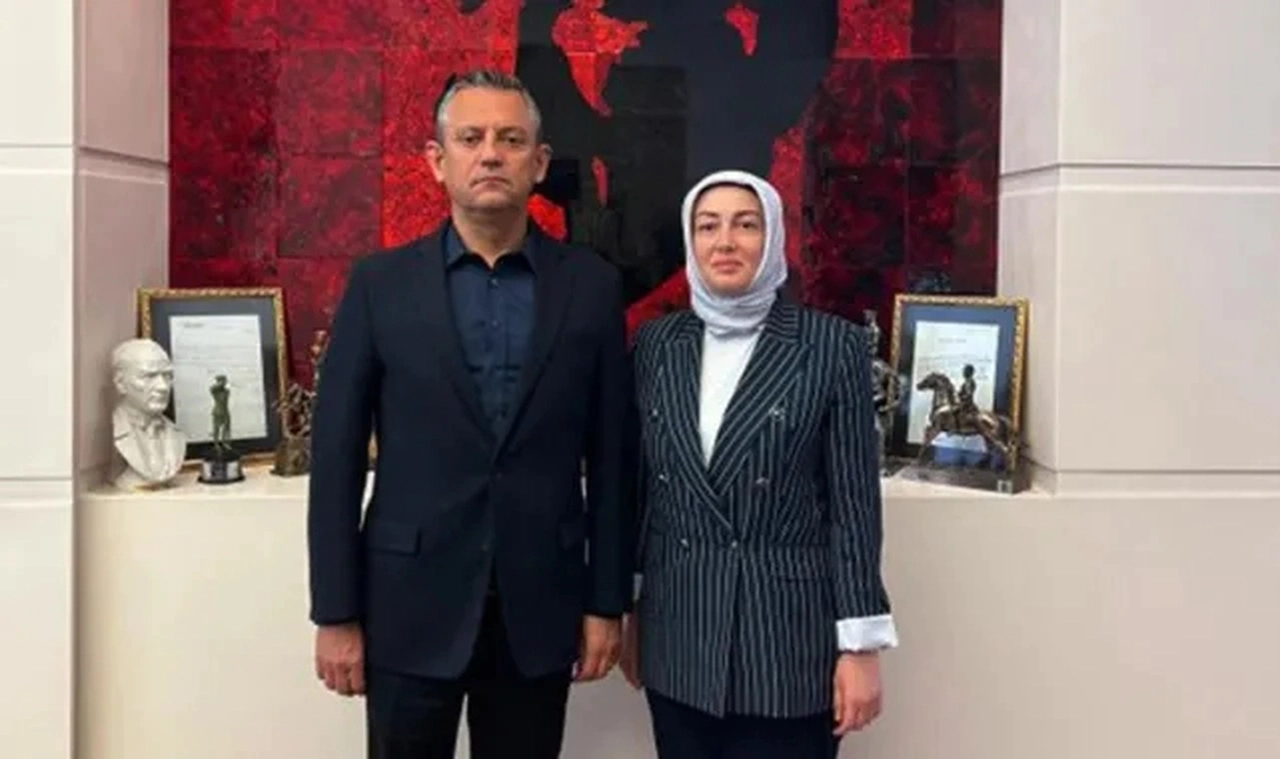 Ayşe Ateş'ten dava öncesi Özel ziyareti