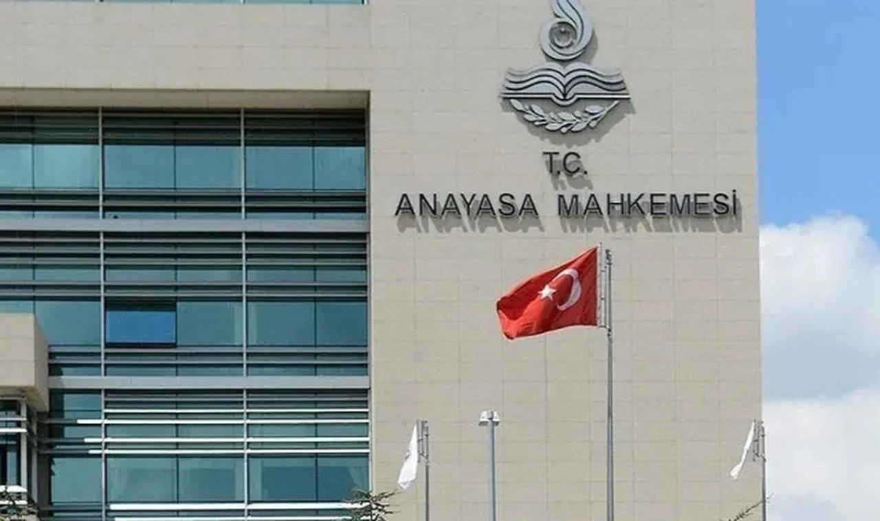 CHP, 'Kamuda Tasarruf' düzenlemesini AYM'ye taşıdı