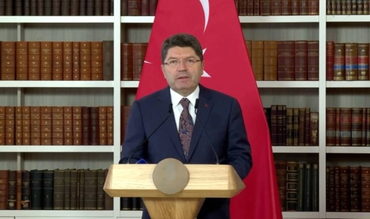 Adalet Bakanı Tunç: Terörle mücadeledeki kararlılığımız hiçbir zaman sekteye uğramayacak!