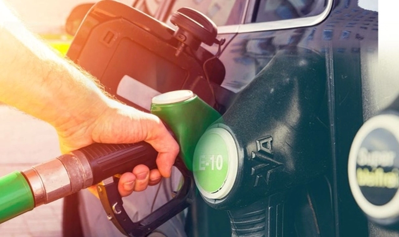 Akaryakıtta fiyat değişti... Motorine zam geldi